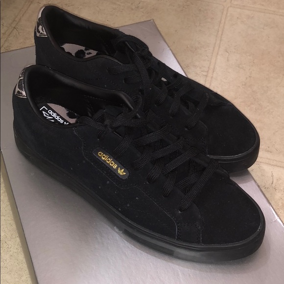 adidas sleek black suede
